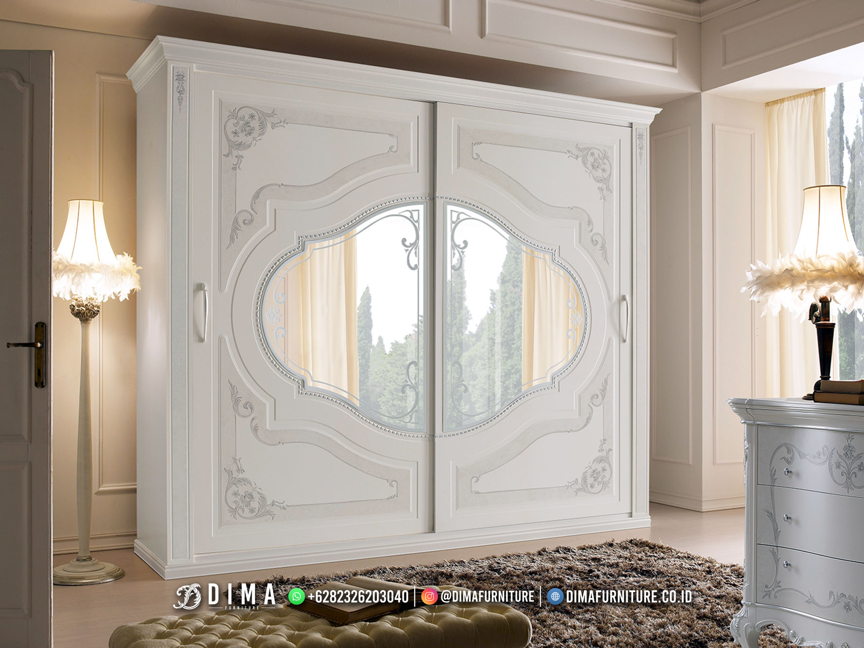 Luxury Furniture Lemari Pakaian Putih Mewah Klasik Elegan BT2228