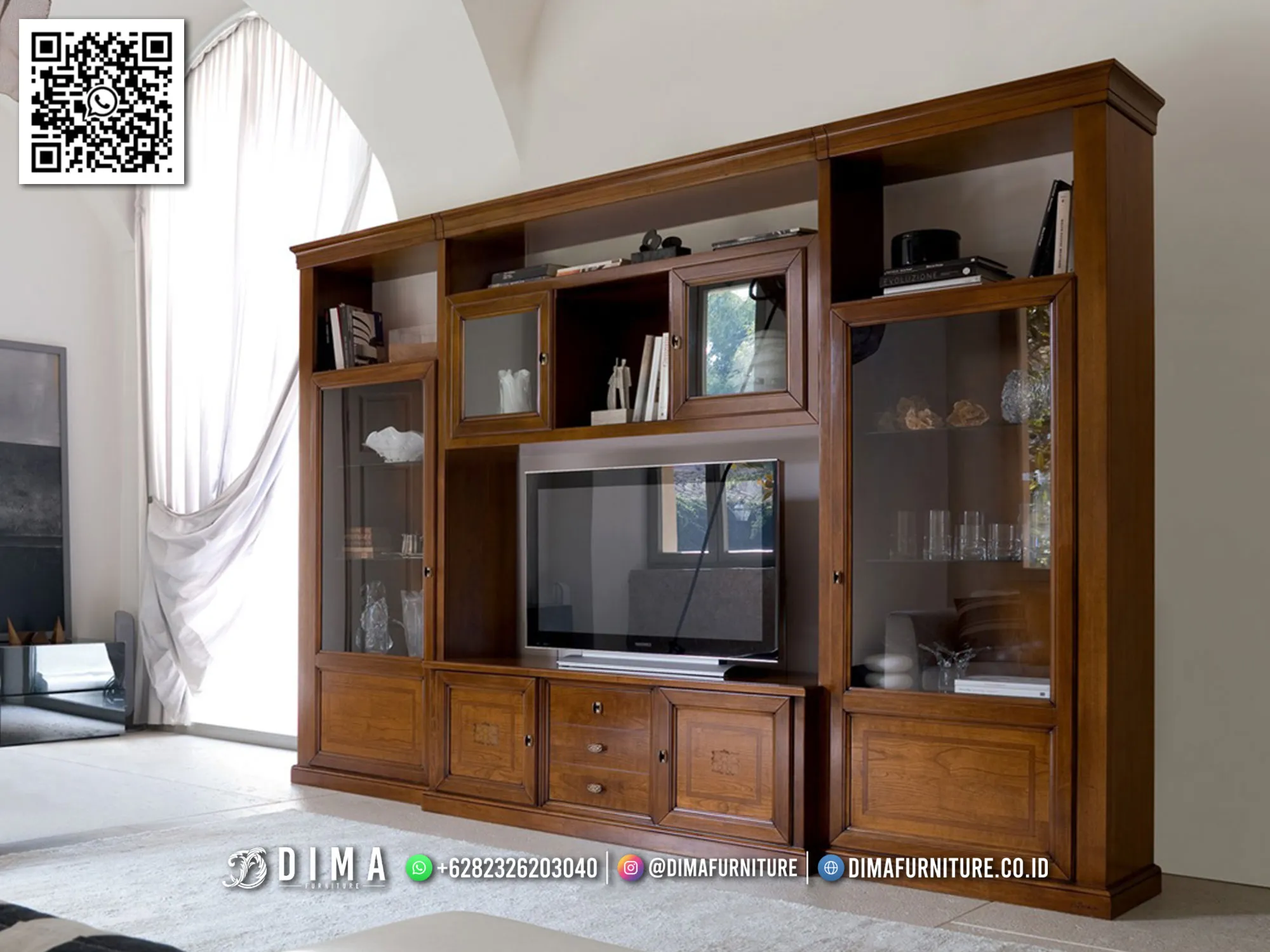 Bufet TV Jati Mewah Classic Grand Milano 179BT Bufet TV Jati Mewah Classic Grand Milano 179BT